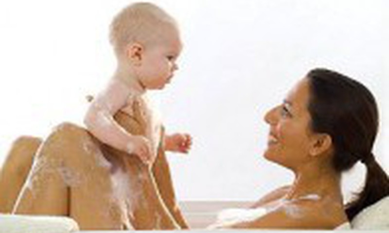 Kaip prižiūrėti sausą kūdikio odą?