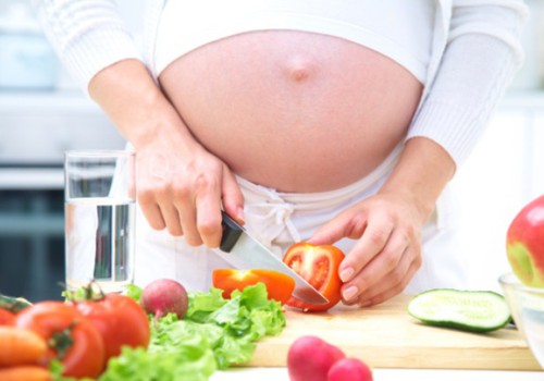 Kiek rekomenduojama priaugti svorio viso nėštumo metu?