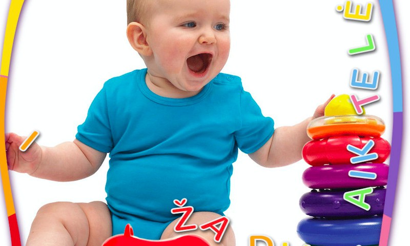 Ką sugeba 6 mėnesių mažylis: žaislai ir žaidimai