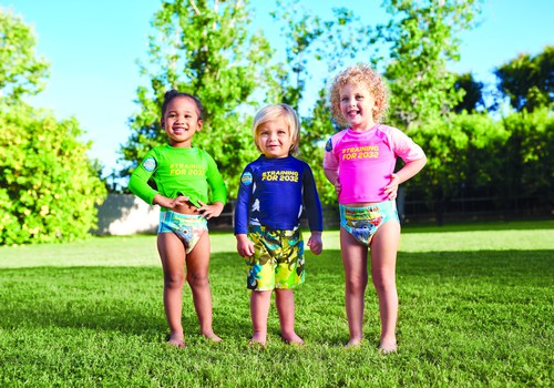Huggies® Little Swimmers® išbandys trijų mamų mažyliai: kas jie?