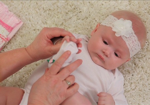 VIDEO "Kūdikis ant tavo rankų": ką sakyti mažyliui?