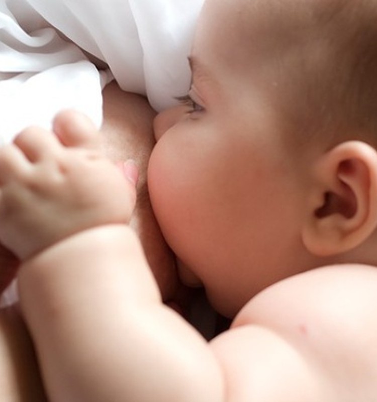Mama: Noriu grąžinti kūdikį prie krūties