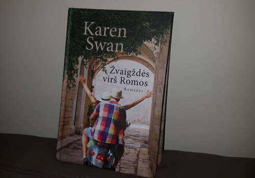 Karen Swan romanas "Žvaigždės virš Romos"
