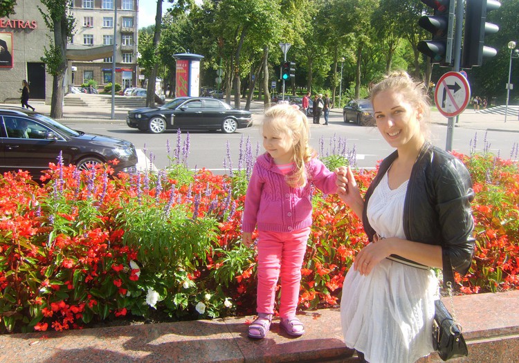 Versli mama Vita džiugina vaikus animuotais drabužiais