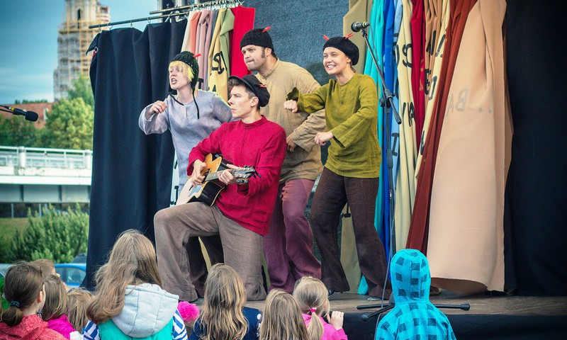 Sekmadienį Vilniuje „Arklio Dominyko pasakų festivalis“ antrą kartą suburs šeimas