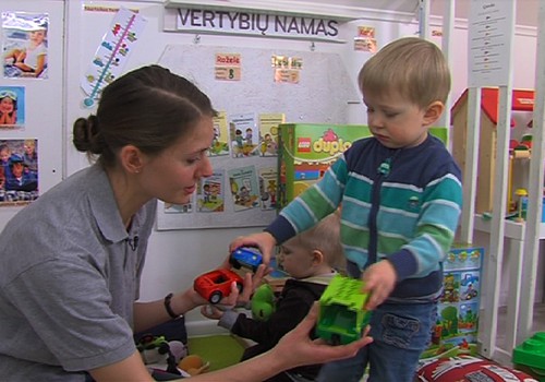 VIDEO "Žaidimo laboratorija": kada vaikui žaidžiant reikalinga kompanija?