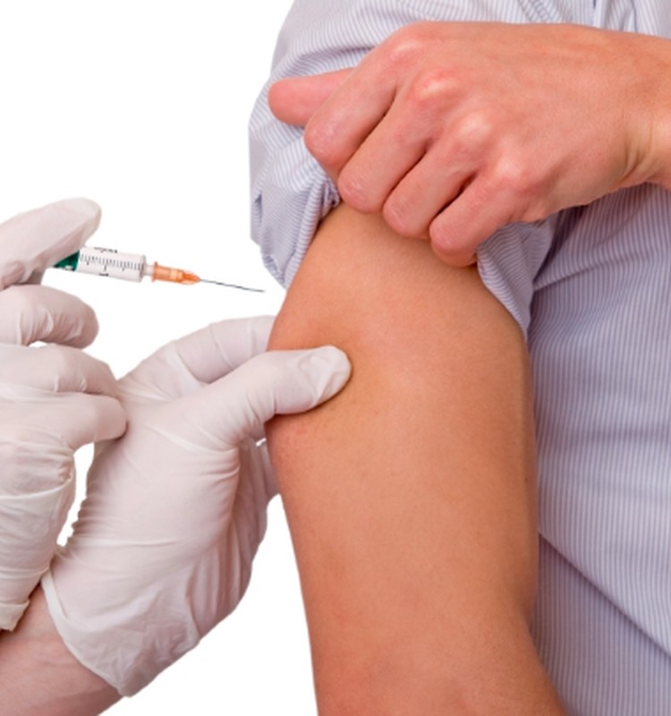 Medikai paneigia šešis dažniausius mitus apie skiepus