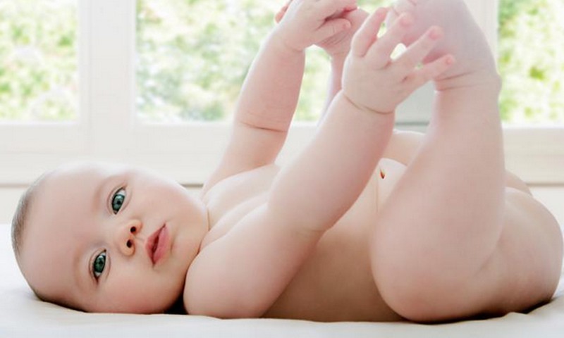 Ką daryti, jei kūdikio oda paraudo: neonatologės patarimai