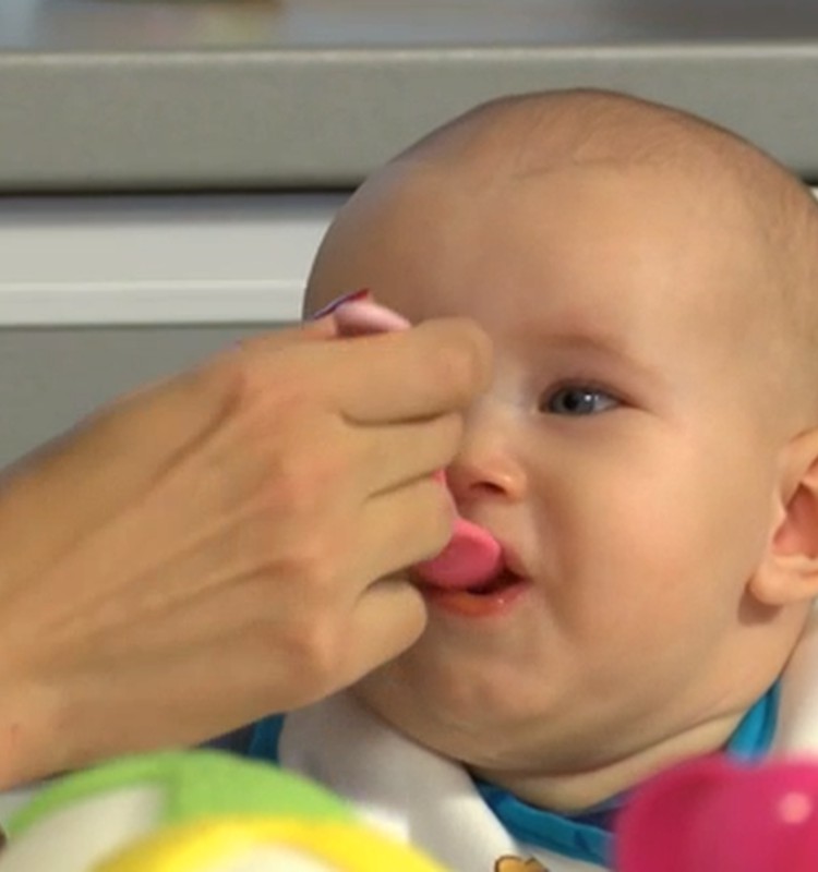 "Mamyčių TV" VIDEO: Kokia turi būti pirmoji košė?
