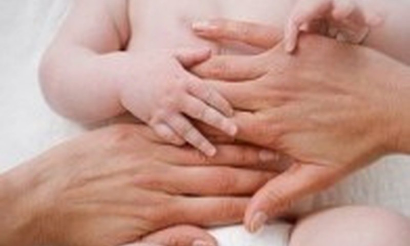 APKLAUSA: Pilvo diegliukai kamuoja 98 proc. kūdikių