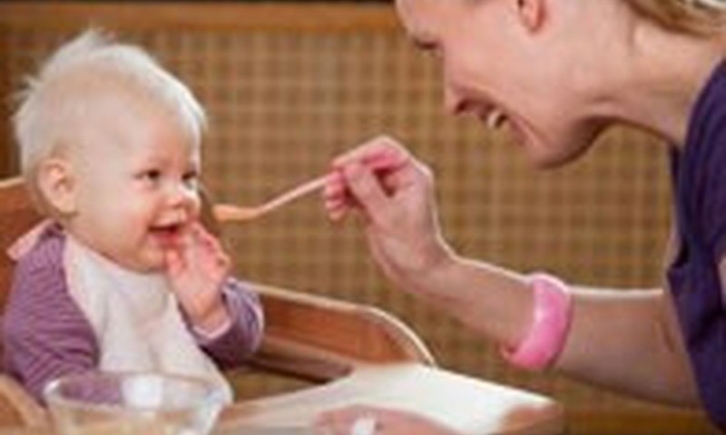  Aštuonios dažniausios kūdikių mitybos klaidos