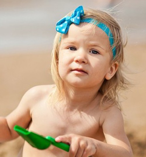 Su mažyliu paplūdimyje: sąrašas, ką verta įsidėti