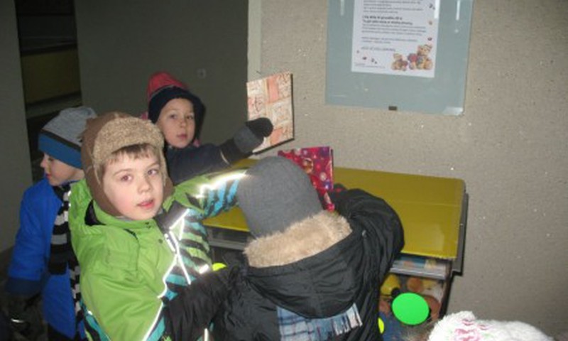 Kalėdos kvepia gerumu ir vaikų darželiuose