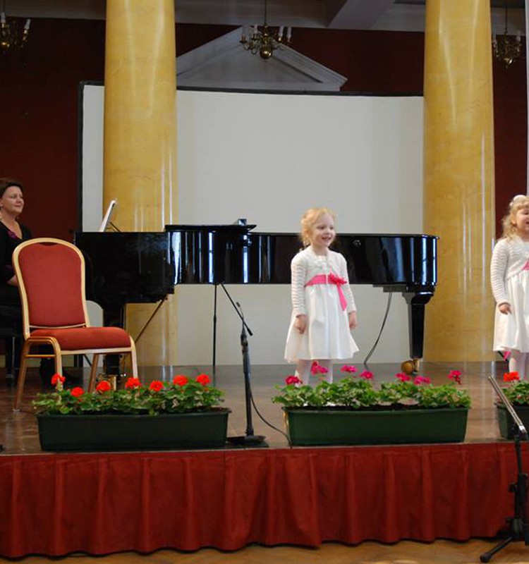 Vilniaus rotušėje - vaikų dainų konkursas