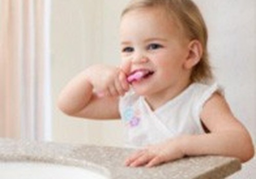 Ar pavojinga, jei vaikas dantų pastą nurys?