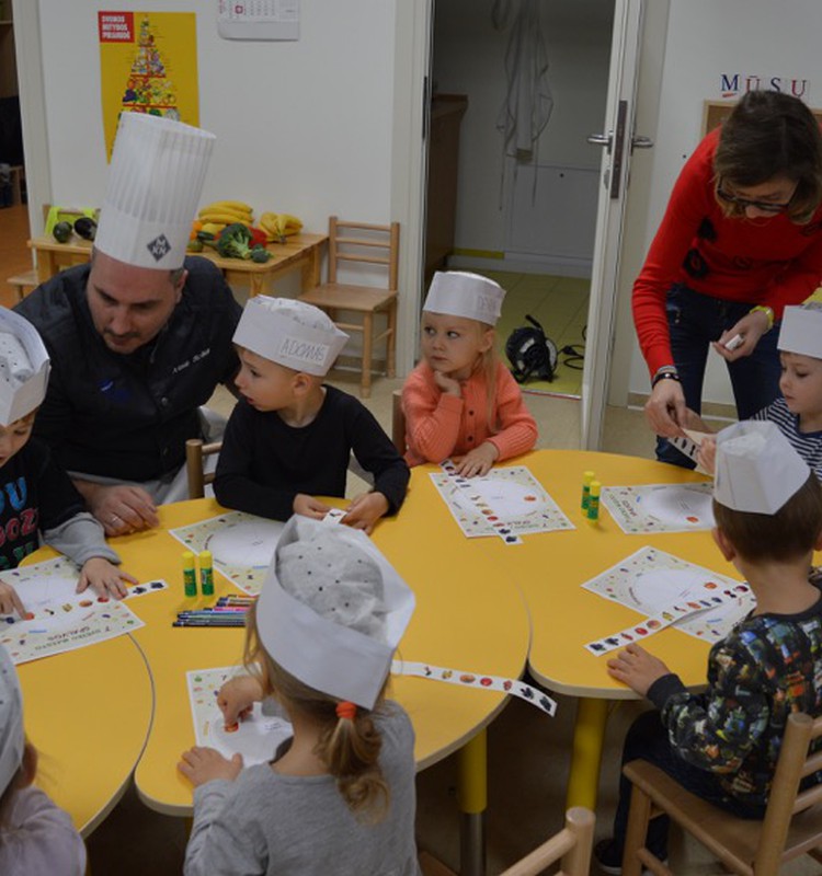 Šefai pataria: kaip išmokyti vaikus rinktis sveiką maistą