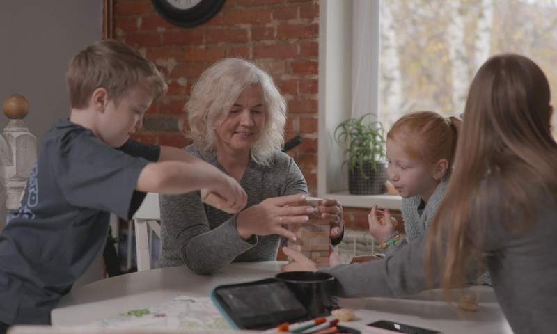 Romos šeimoje laikinus namus surado 15 vaikų: visus svarbu mylėti kaip savus