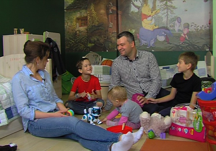 TV Mamyčių klubas 2015 04 25: daržas ant palangės, saugi autokėdutė, super tėtis Tomas