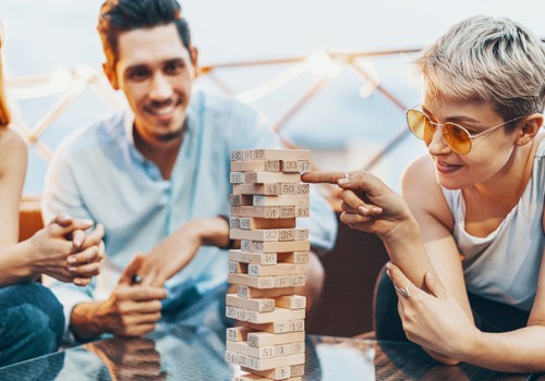 Geriausi šio sezono stalo žaidimai: idėjos smagiam vakarui