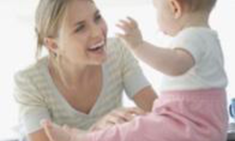 Į šeimą tuoj atkeliaus auklė