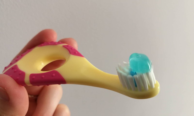 Pirmoji pažintis su dantukų priežiūra - renkamės JORDAN