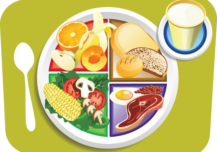 Ką valgyti po gimdymo? Dieta mamai
