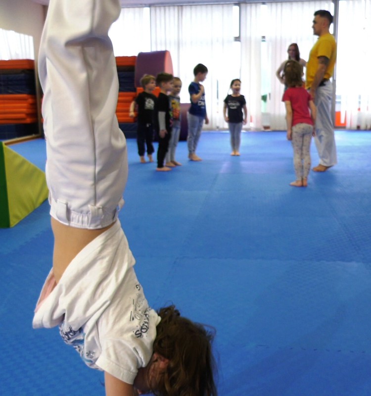 VIDEO: Mokomės brazilų kovos meno Capoeira