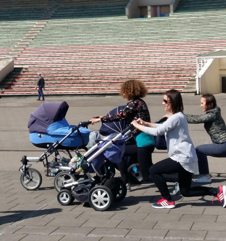 "Karštas" foto reportažas iš mamyčių mankštos Vingio parke!