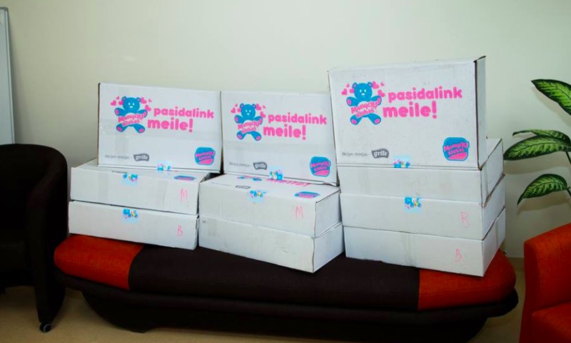 Akcija "Pasidalink meile": Kauno klinikos dėkoja už kraitelių dėžes